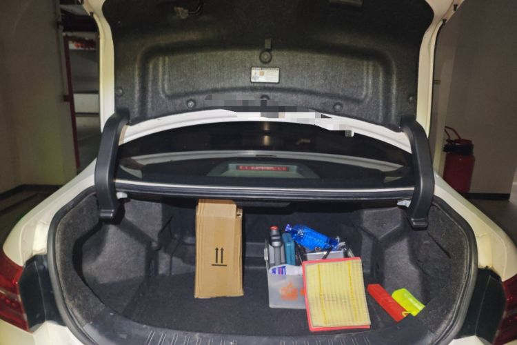 Used BYD Qin New Energy 2017 1.5T Luxury Model Trunk