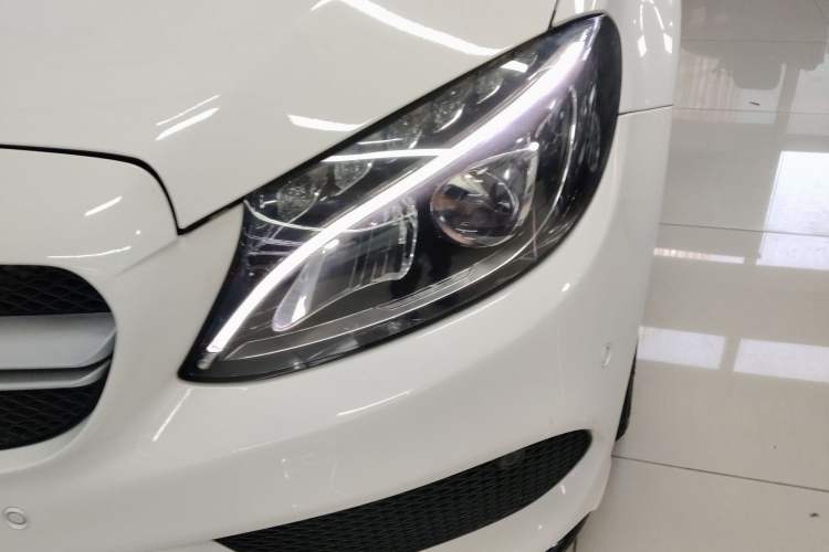 Used Mercedes-Benz C-Class 2015 C 200 station wagon