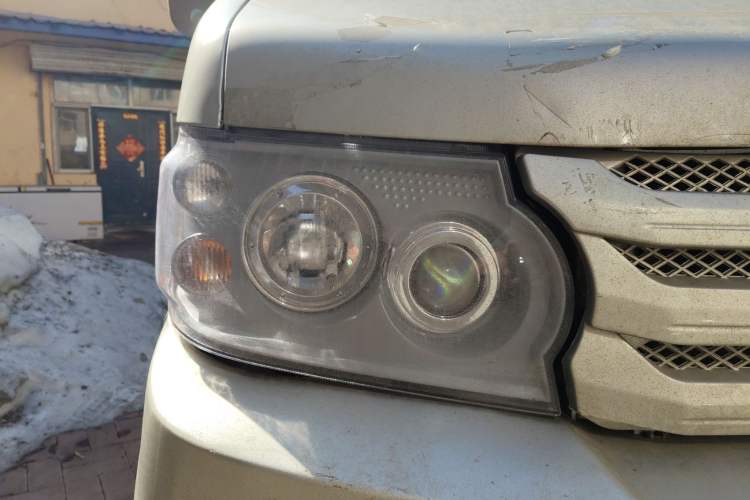 Used CHANGAN KAICHENG Xingguang 4500 2012 1.3L Base Version 4G13S1 Right Front Headlight