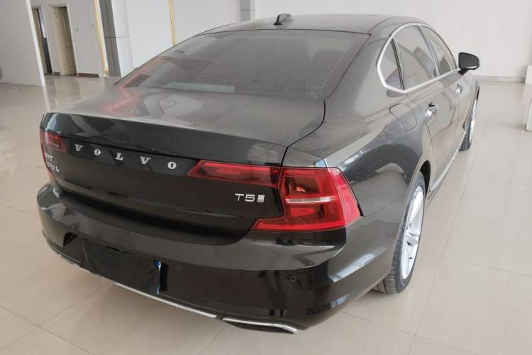 Used Volvo S90 2020 T5 Zhiyi Luxury Edition