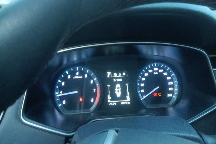 Used CHANGAN OSHAN X7 2020 1.5T Automatic Luxury Version