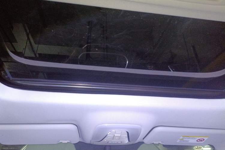 Used GAC Trumpchi GS4 2017 235T Automatic Two-Wheel Drive Luxury Smart Connectivity Version Headliner