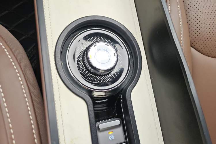 Used Wuling Bingo 2024 333 km Enjoyment Version Gear Lever