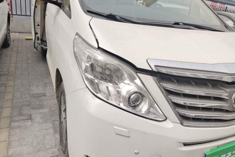 Used Toyota Alphard 2012 3.5L Luxury Edition
