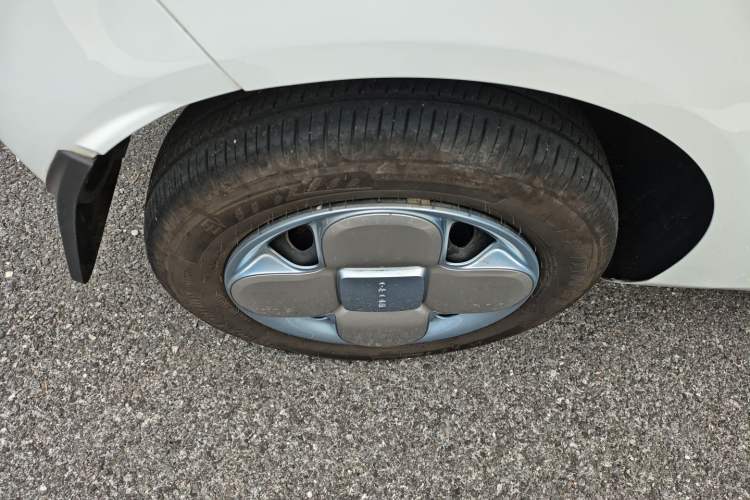 Used Geely Galaxy Panda 2025 210 km – Yuanqi Bear
