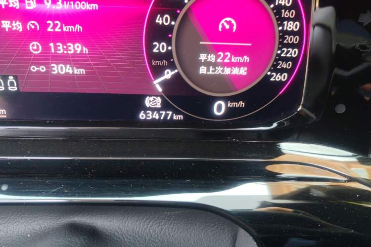 Used Volkswagen Golf 2021 280TSI DSG R-Line Odometer Close Up