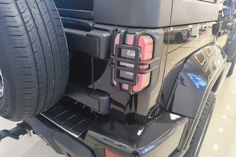 Used BAIC Off-Road BJ40 2020 2.0T Automatic Four-Wheel Drive Urban Hunter Edition Chivalrous Type
