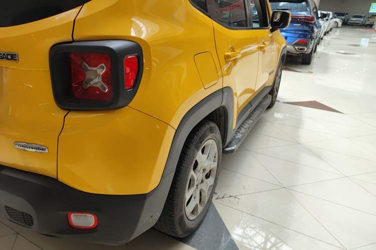 Used Jeep Renegade 2017 180T Automatic Jingneng Edition Right Rear Taillight