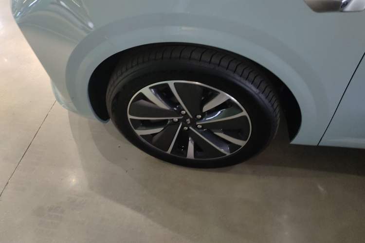 Used Li Auto L6 2025 Max Smart Refresh Edition
