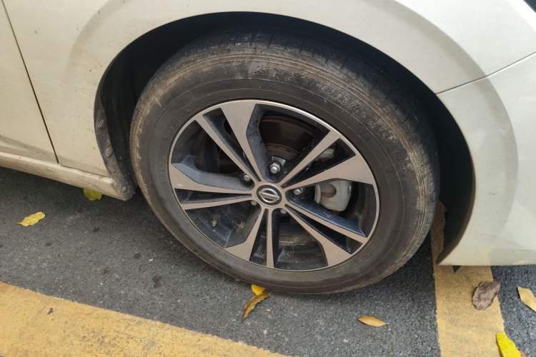 Used Nissan Sylphy 2020 Revised Version 1.6L XL CVT Smart Enjoyment Edition Right Front Wheel Hub
