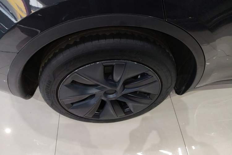 Used Tesla Model Y 2024 Rear-Wheel-Drive Version

