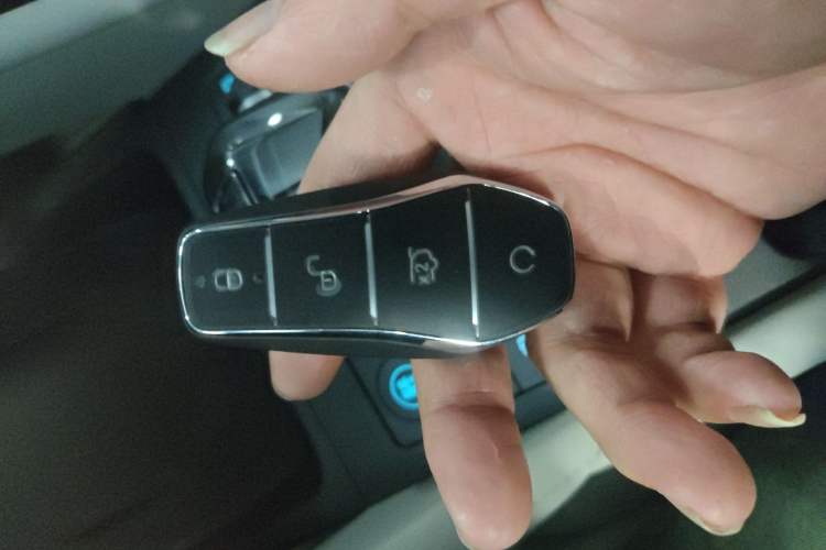 Used BYD Yuan UP 2024 401 km Active Version