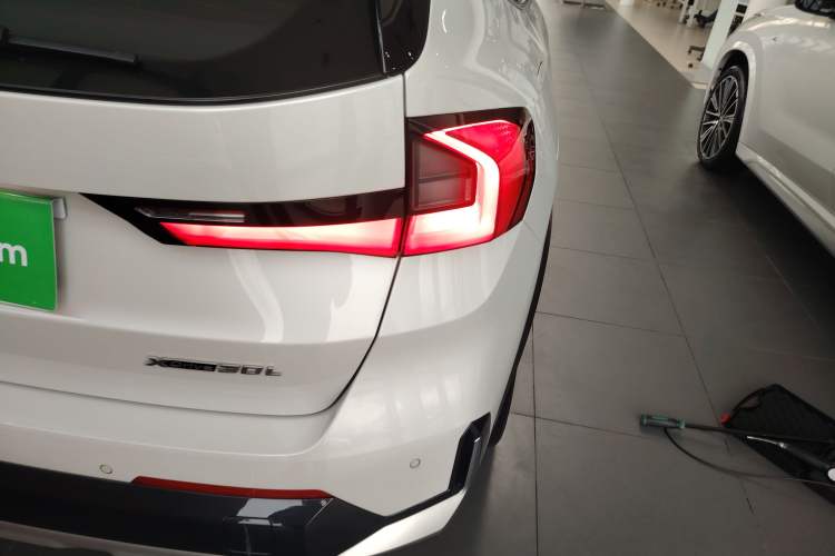 Used BMW iX1 2023 xDrive30L X Design Package
