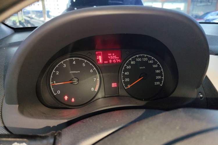 Used Hyundai Verna (older generation) 2014 1.4L Manual Smart GLS Trim
