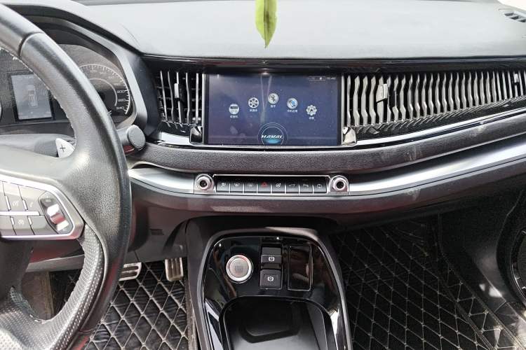 Used Haval H2s 2018 Red-Label 1.5T Dual-Clutch Luxury Model Audio And AC Panel