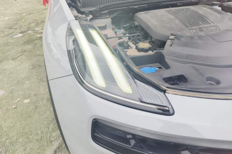 Used Lynk & Co 06 EM-P 2022 PHEV 84 km Range Pro Version
