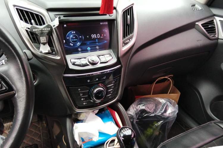 Used CHANGAN CS75 2016 2.0L Manual Luxury Version China V Standard
