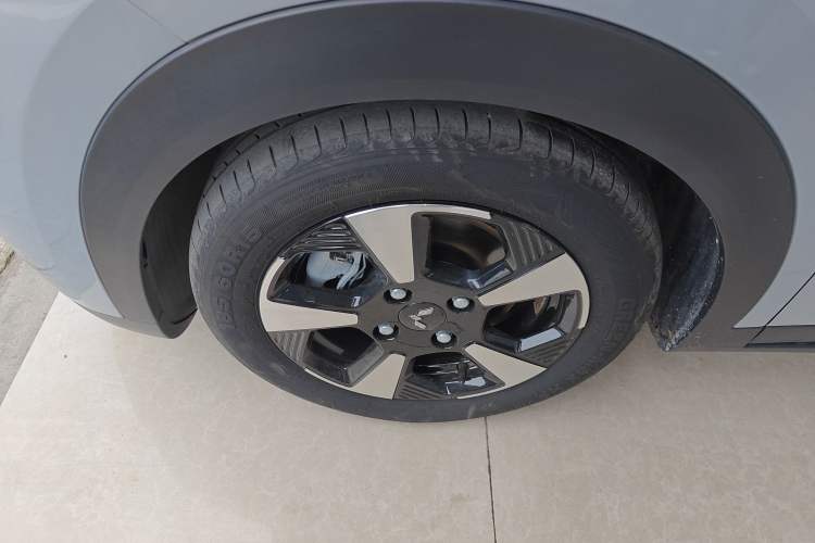 Used Wuling Bingo PLUS 2024 510 km Flagship Edition Four-Seater Version
