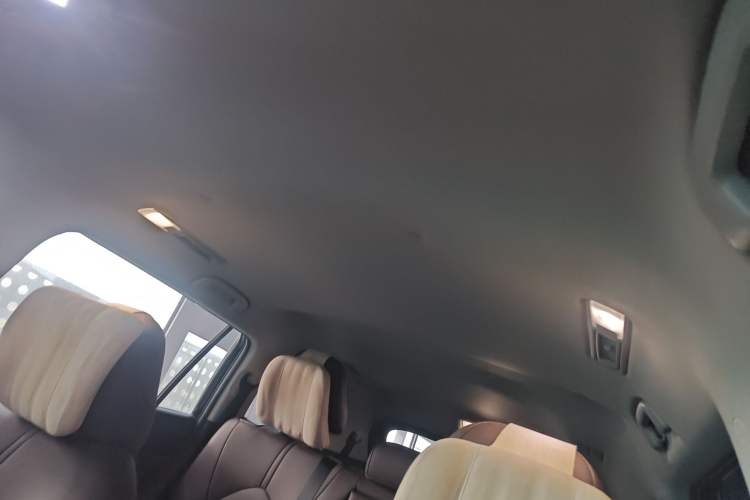 Used Toyota Highlander 2022 Dual-Engine 2.5L 4x4 Elite Edition 7-Seater Headliner