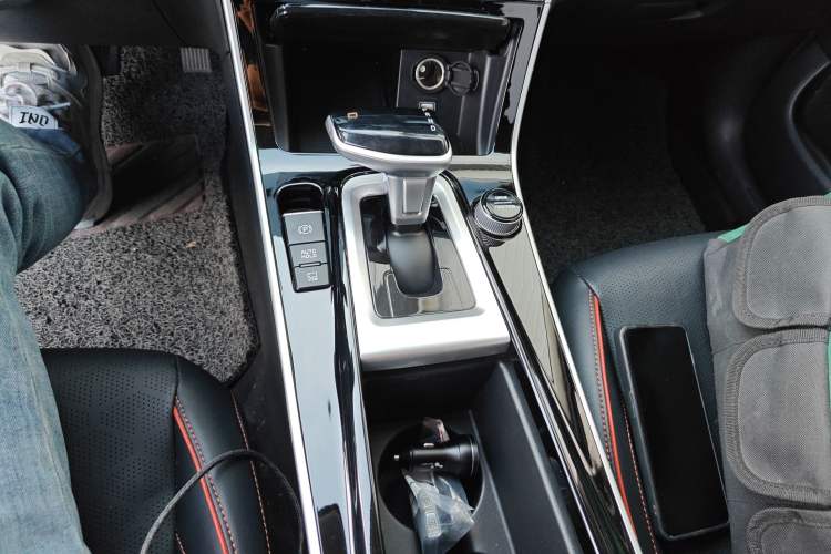 Used Kia Seltos 2023 1.5L CVT Luxury Edition
