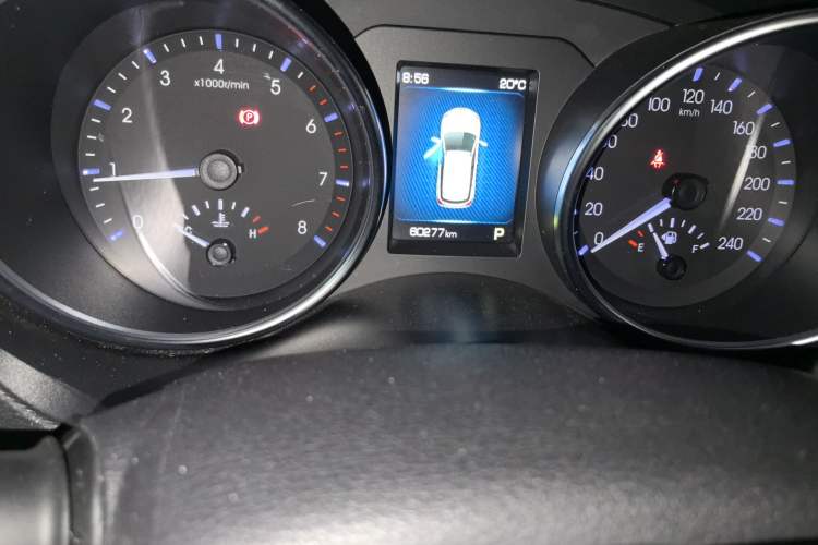 Used Haval H6 2016 Upgraded Model 1.5T Automatic Two-Wheel Drive Prestige Version
