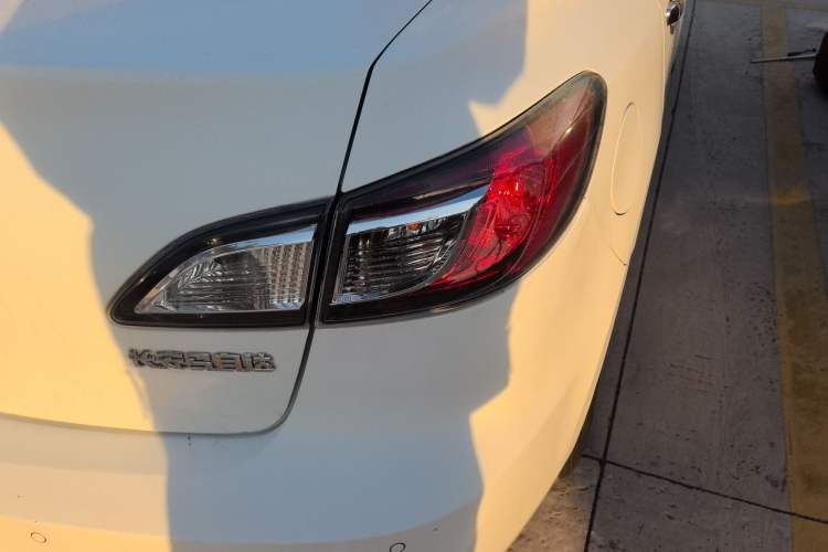 Used Mazda Mazda 3 2013 Sedan 1.6L Automatic Elite Model
