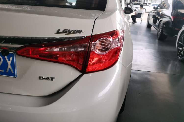 Used Toyota Levin 2017 Revised Version 185T CVT New Sharp Edition China VI Standard