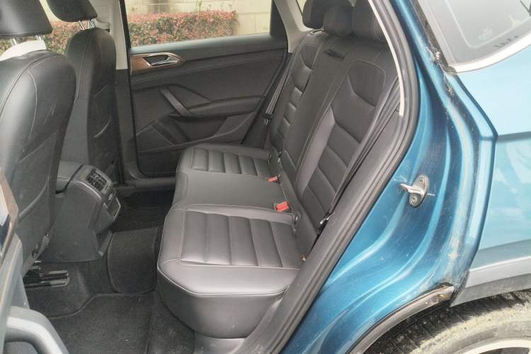 Used Volkswagen Tharu 2019 280TSI Two-Wheel Drive Luxury Version China VI Standard Left Rear Seat