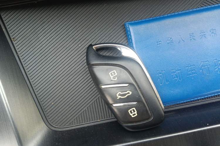 Used Roewe RX5 MAX 2022 1.5T Automatic Zhiwei Prestige Edition
