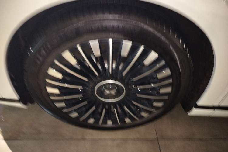 Used XPeng X9 2025 740 Ultra-Long Range Max