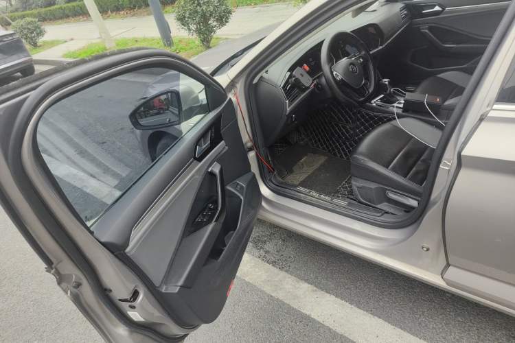 Used Volkswagen Sagitar 2022 280TSI DSG Flyover Edition
