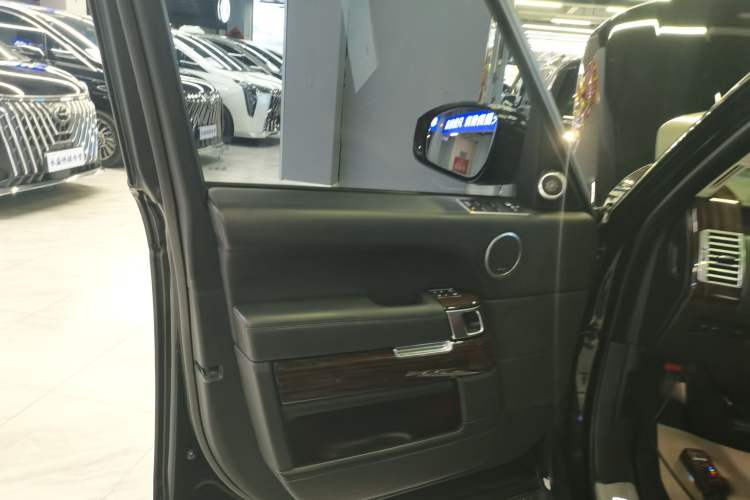 Used Land Rover Range Rover 2016 3.0 SC V6 Vogue SE Long-Wheelbase Edition