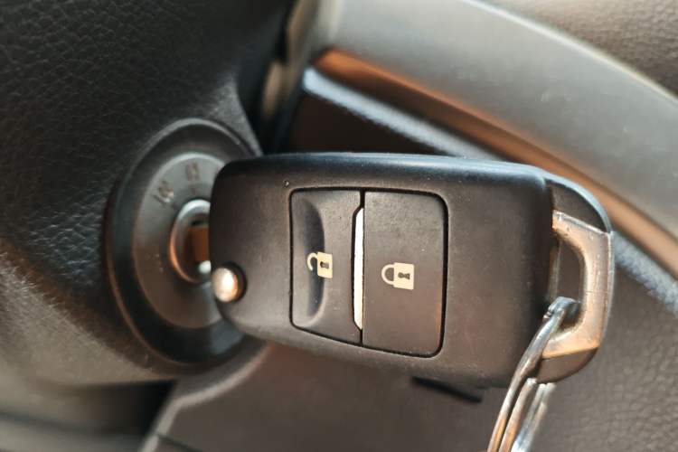 Used CHANGAN OSHAN CX70 2016 1.6L Manual Luxury Model Vehicle Key