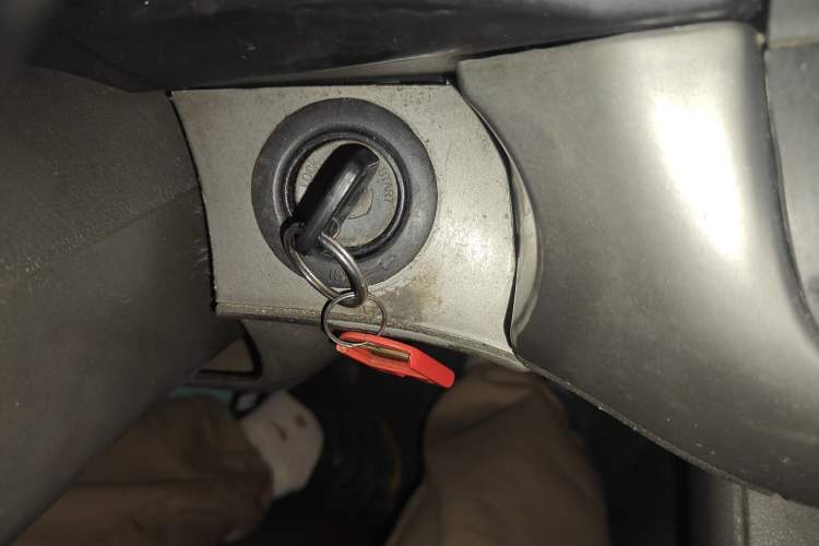 Used Jinbei Hiace 2011 2.0L 5th Generation Kuaiyunwang Comfort Type K 4G19