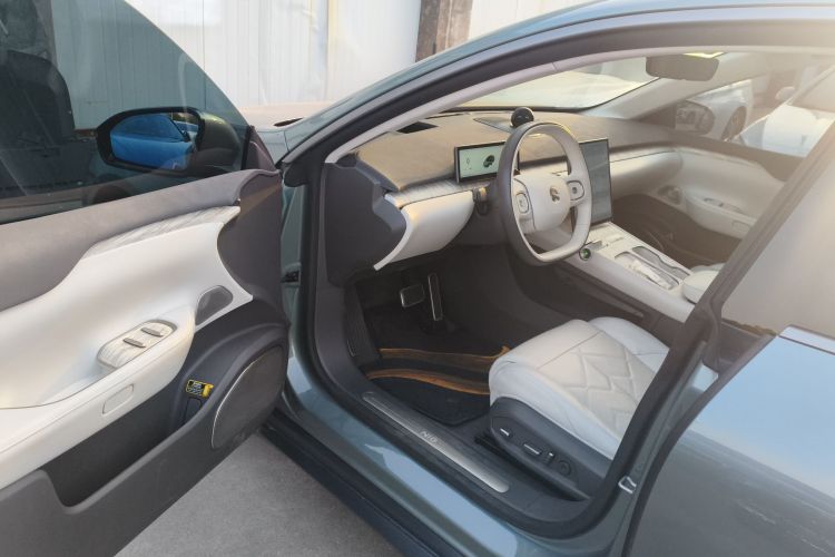 Used Nio ET7 2022 100kWh First Edition Driver Seat