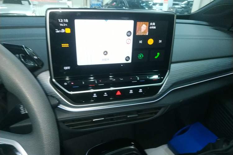 Used Volkswagen ID.4 CROZZ 2024 Pure Edition Limited Edition Audio And AC Panel