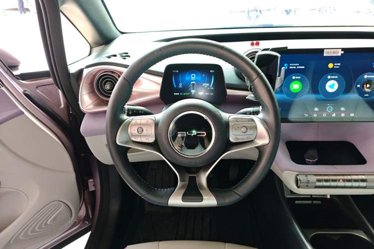 Used BYD Dolphin 2021 405 km Fashion Edition
