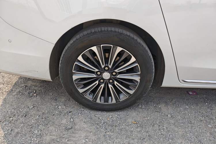 Used Buick GL8 2023 ES Lu Zun Luxury Model
