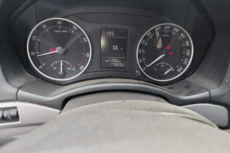 Used Skoda Octavia 2013 1.6L Manual Yijun Edition