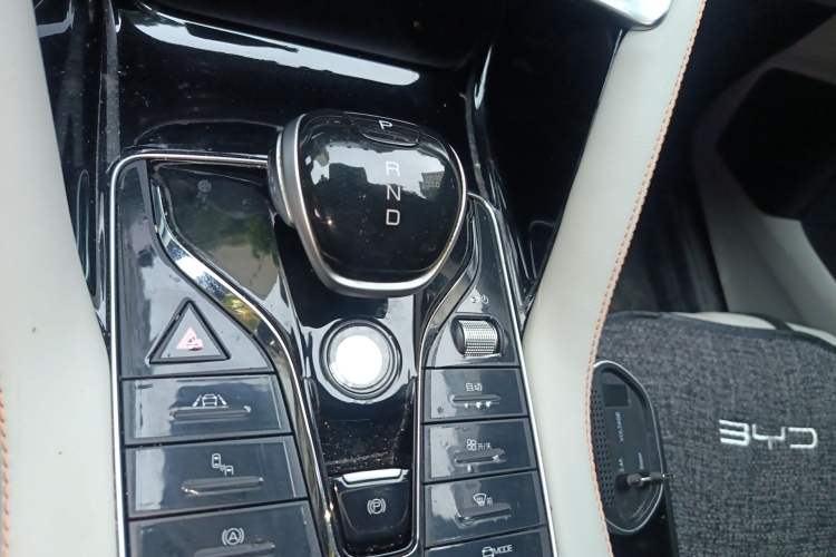 Used BYD Song PLUS New Energy 2021 DM-i 110KM Flagship PLUS Gear Lever