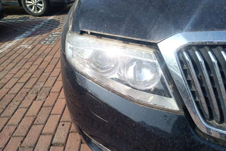 Used Hongqi H7 2015 2.0T Prestige Model