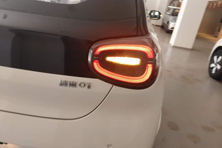 Used Dongfeng NAMMI 01 2026 Model Originality Edition 330Air Right Rear Taillight