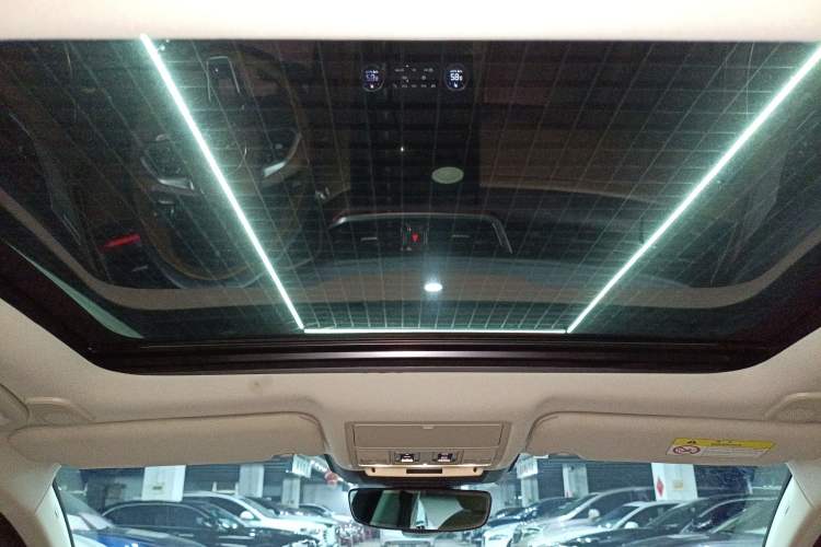 Used Jaguar XFL 2022 XFL 2.0T P250 Two-Wheel-Drive Prestige Luxury Edition
