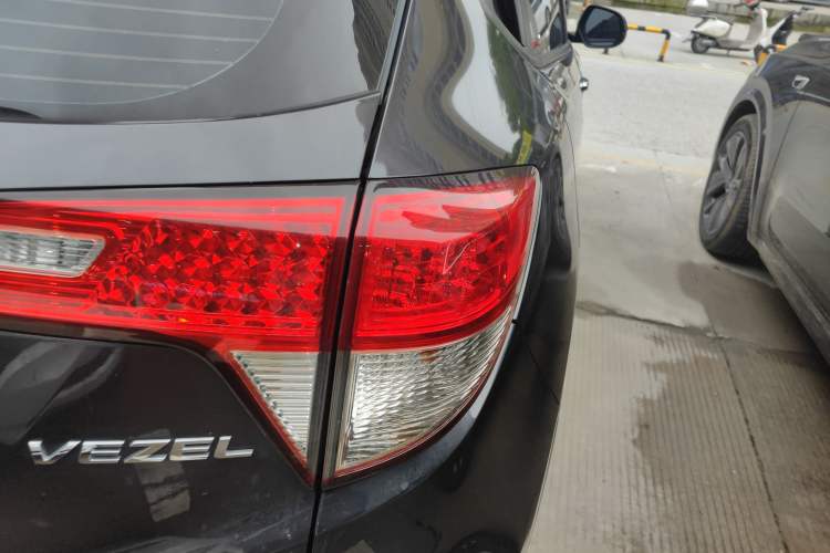 Used Honda Vezel 2020 1.5L CVT Pioneer Edition Right Rear Taillight