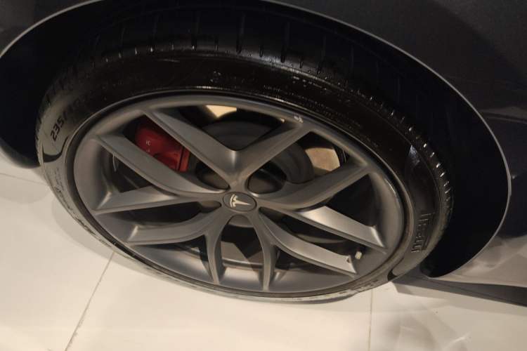 Used Tesla Model 3 2020 Refreshed Version Long-Range Rear-Wheel Drive Exterior 5