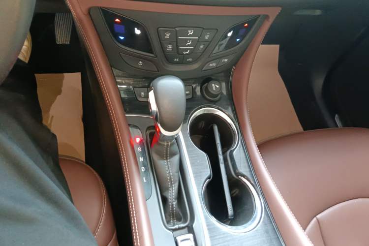 Used Buick Envision 2018 28T Four-Wheel Drive Luxury Model