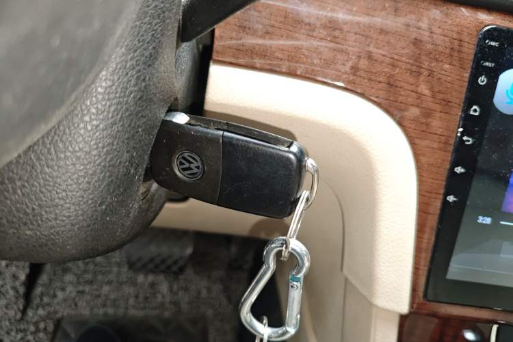 Used Volkswagen Lavida 2013 Restyled Classic 1.6L Automatic Comfort Edition