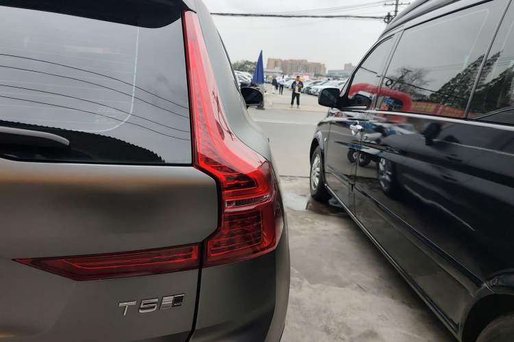 Used Volvo XC60 2020 T5 4x4 Zhiyi Luxury Edition