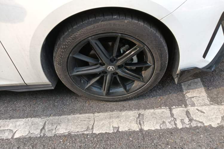 Used CHANGAN UNI-V 2023 1.5T Prestige Model