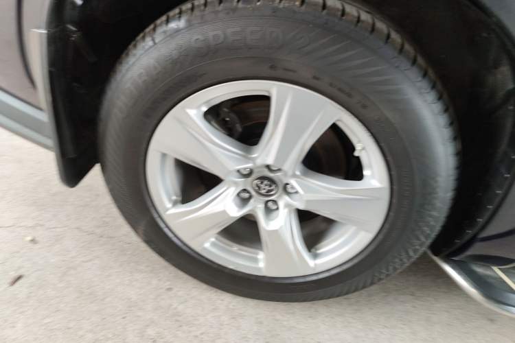 Used Toyota Highlander 2022 Dual-Engine 2.5L 4x4 Elite Edition 7-Seater Exterior 5